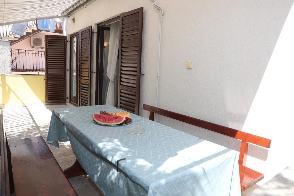 רוביני Apartments Knezovic חדר תמונה